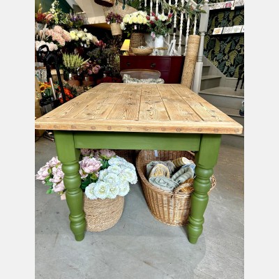 Olive Country Kitchen Table