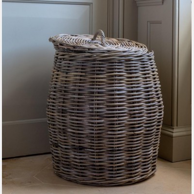 Kubu lidded laundry baskets