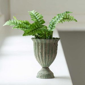 Ribbed posy pot